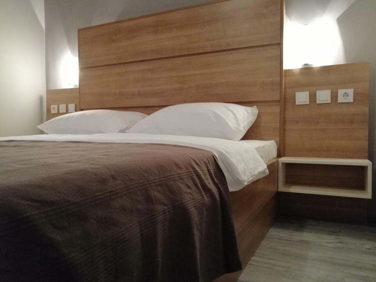 Apartmani Simon Lopar Exteriör bild